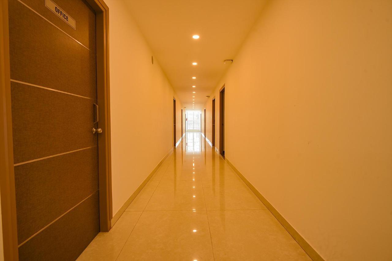 Fabhotel Champion Gateway - Yelahanka Bangalore Extérieur photo