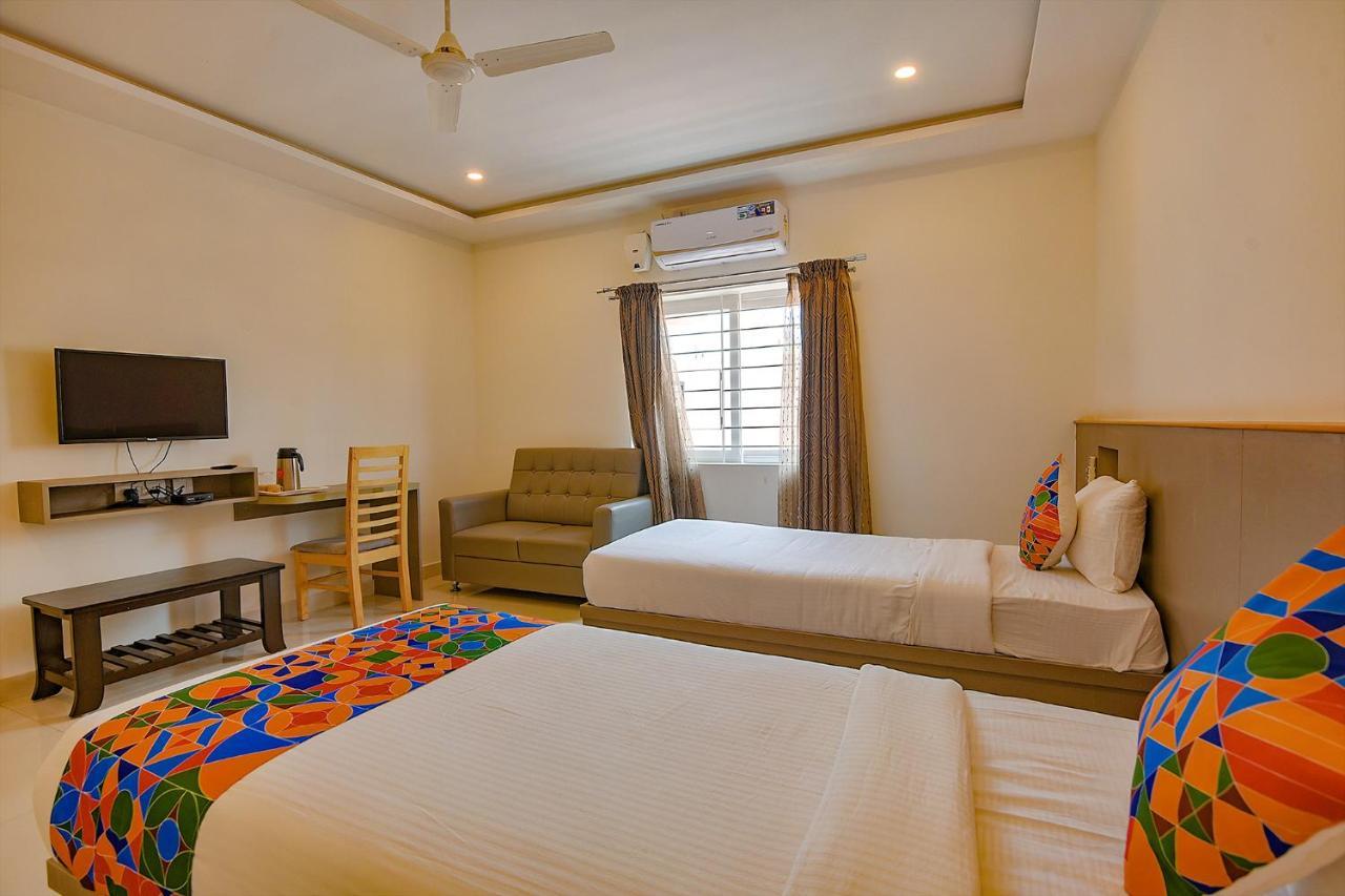 Fabhotel Champion Gateway - Yelahanka Bangalore Extérieur photo