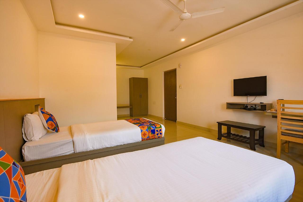 Fabhotel Champion Gateway - Yelahanka Bangalore Extérieur photo