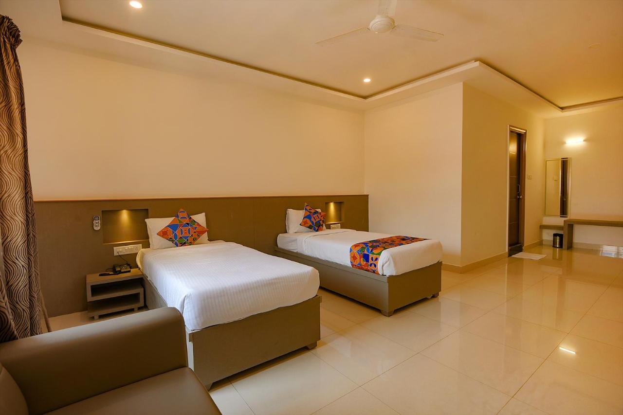 Fabhotel Champion Gateway - Yelahanka Bangalore Extérieur photo