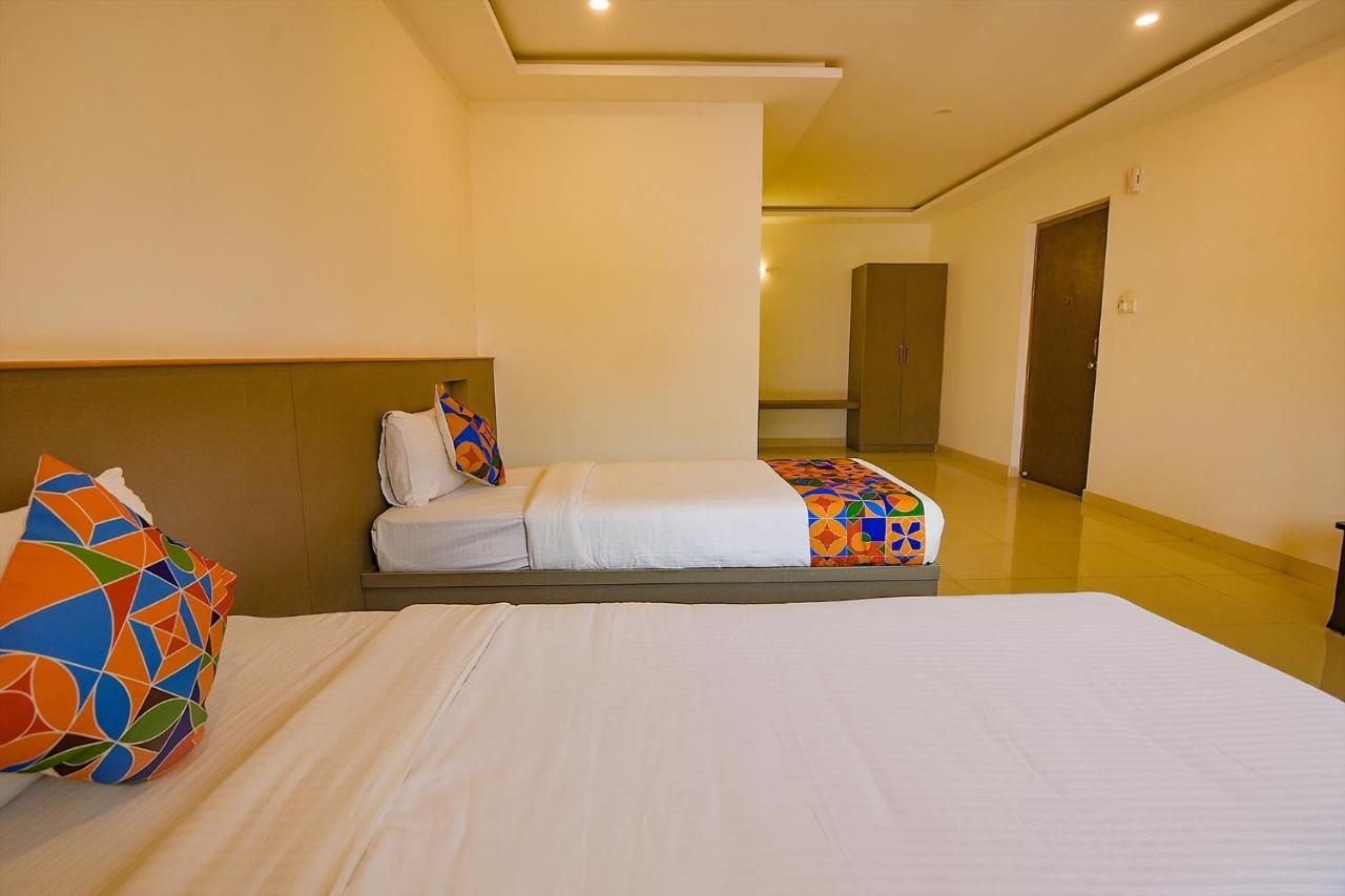 Fabhotel Champion Gateway - Yelahanka Bangalore Extérieur photo